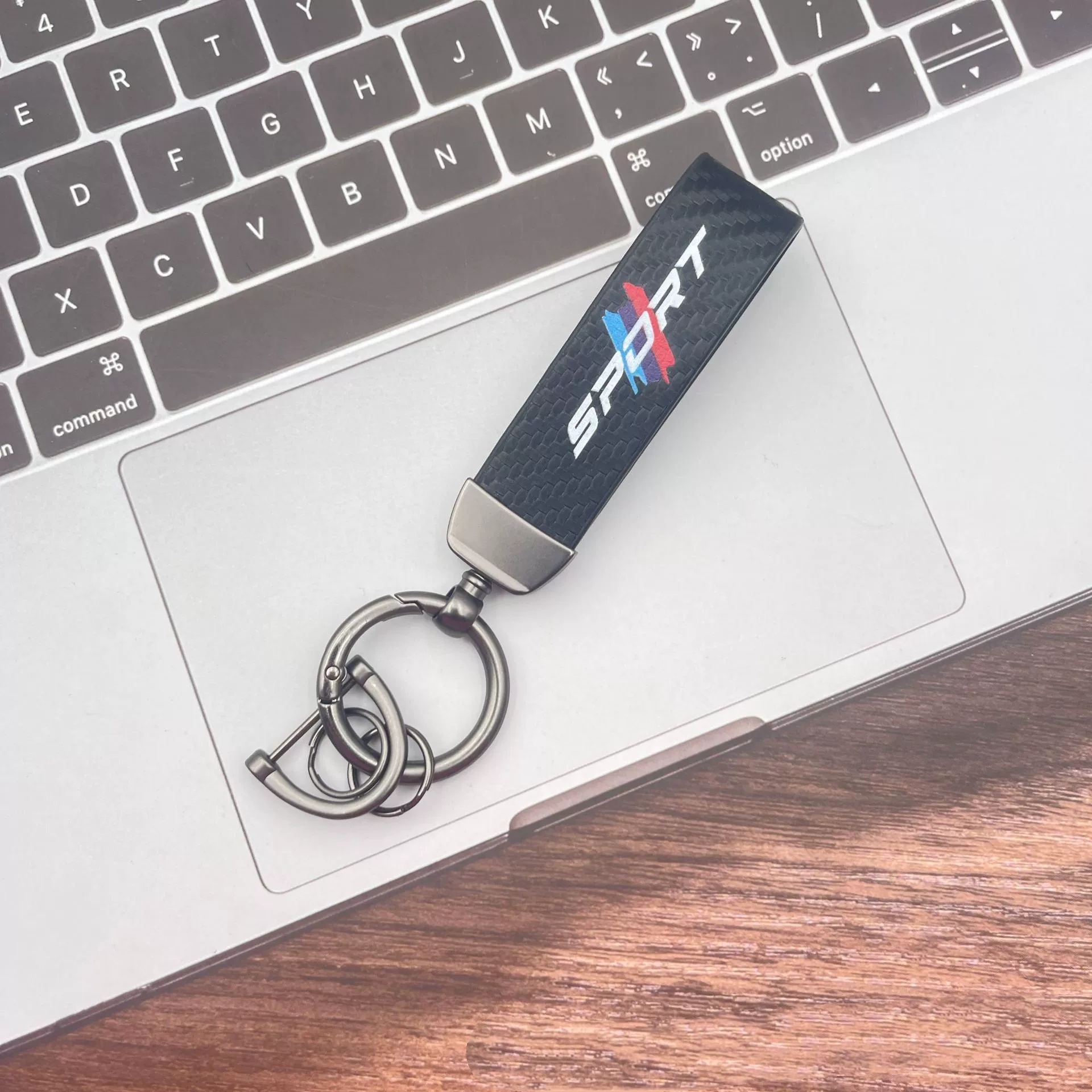 Carbon Fiber Print PU Leather Car Logo Keyring for RAM VESPA APRILIA RAV4 BMW M HOLDEN SLINEGMC POLO PIAGGIO Netby
