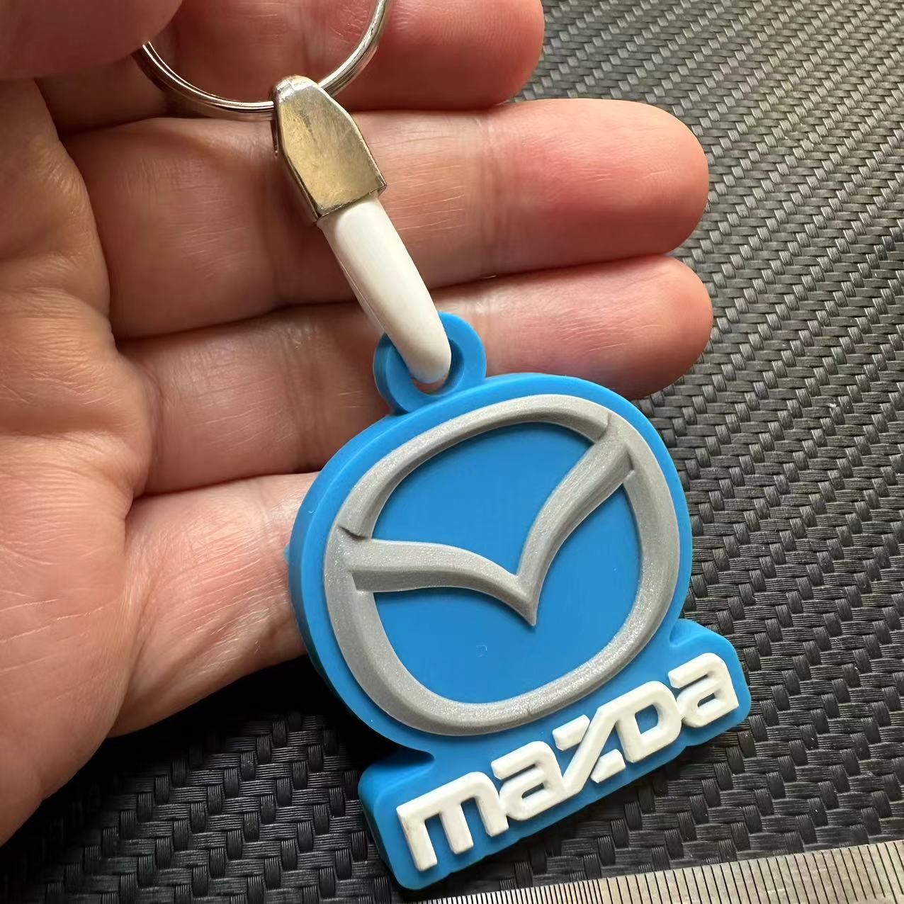 Rubber Car Logo Keychain Keyring for Audi Benz BMW Chevrolet Honda Landrover VW Toyota Netby