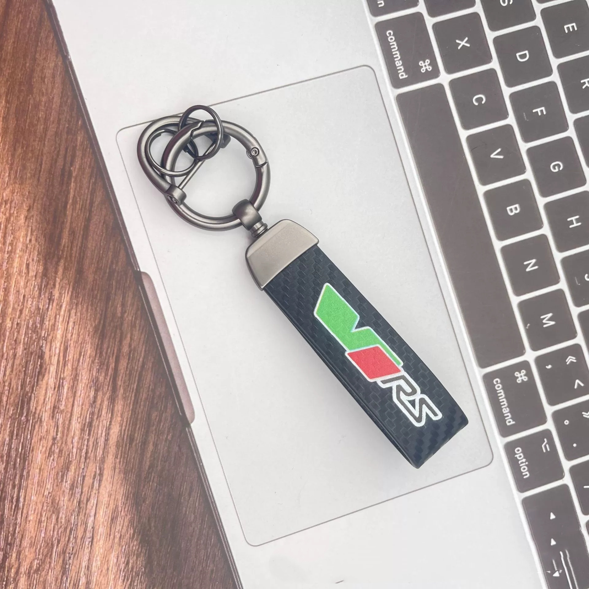 Carbon Fiber Print PU Leather Car Logo Keyring for RAM VESPA APRILIA RAV4 BMW M HOLDEN SLINEGMC POLO PIAGGIO Netby