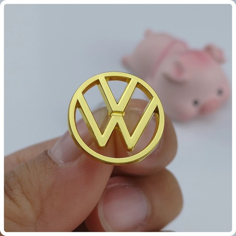 Metal Collar Pin Brooch with Audi BMW VW TOYOTA BENTLEY Porsche Car Logo Netby