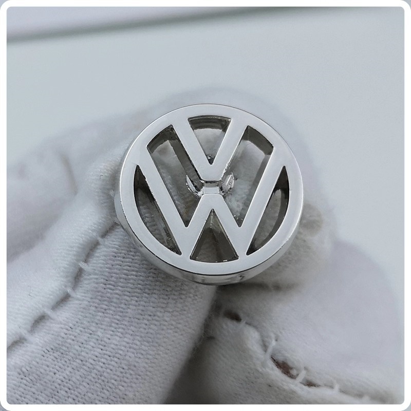 Metal Collar Pin Brooch with Audi BMW VW TOYOTA BENTLEY Porsche Car Logo Netby