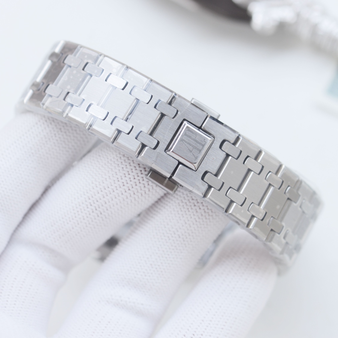 AP AUDEMARS PIGUET Royal Oak Wrist Watch 3841 Movement Crystal Glass Stainless Watch Band & Case Dark Blue Dial Plate Automatic Netby