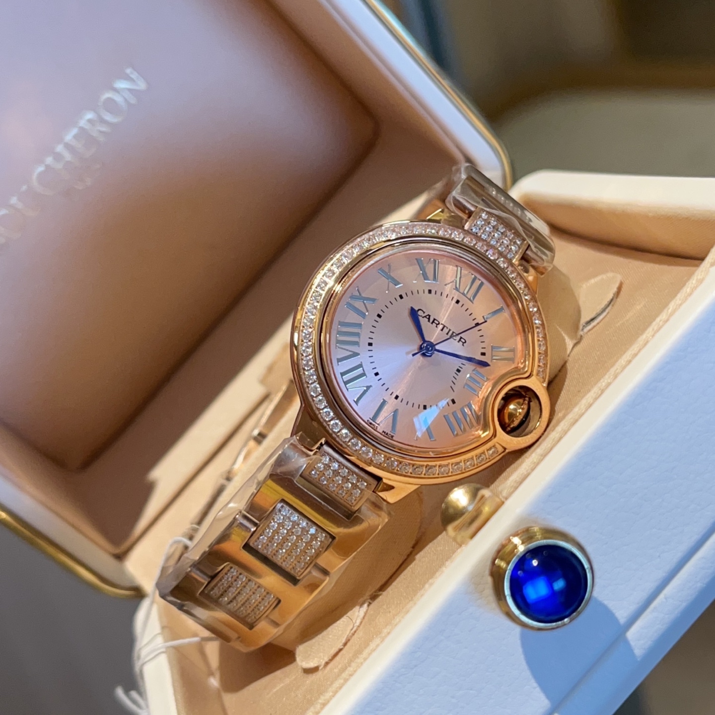 Cartier Wrist Quartz Diamond Circle Watch Fisheye Glass Golden Color Stainless Steel Watch Band Full Diamond Netby