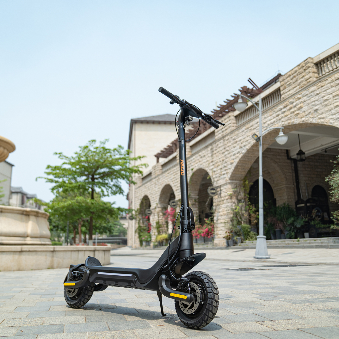 Hezzo F5 Electric Scooter 48V 1600W Dual Motors
