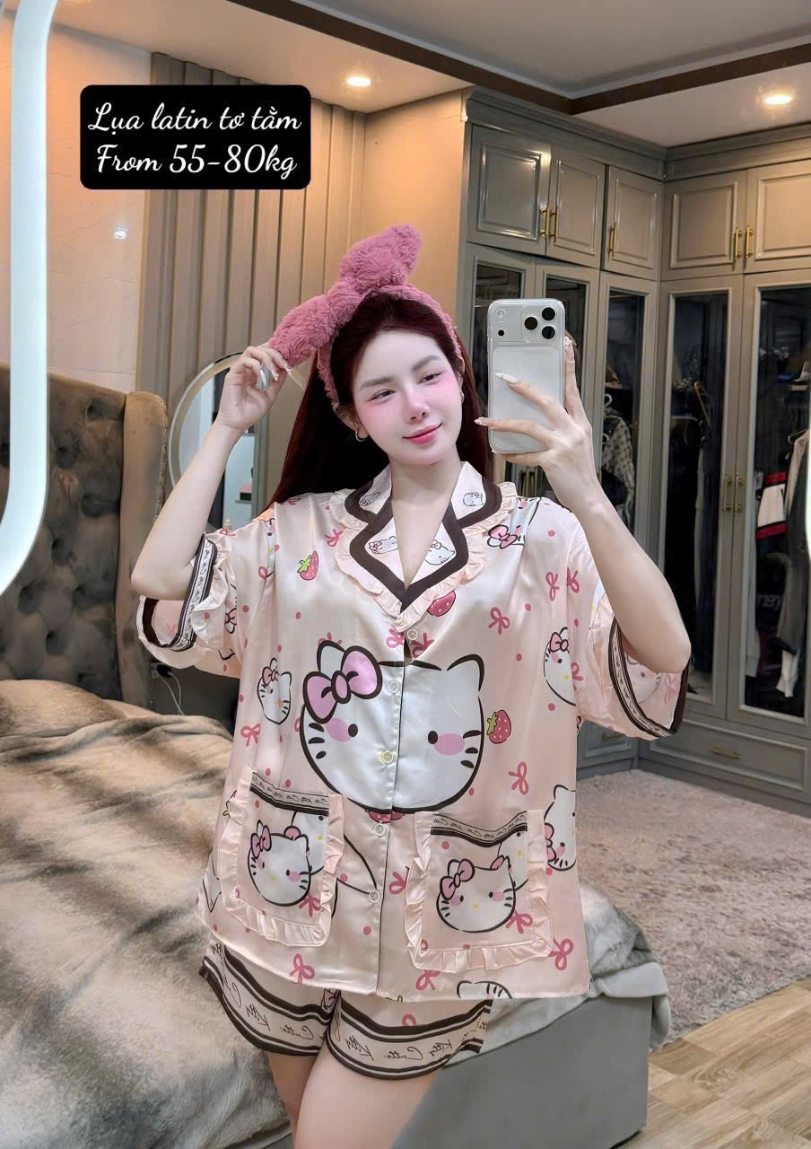 V1003. SLEEPWEAR HELLO KITTY LIGHT PINK