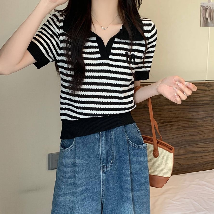C743. BLACK 16 SHORT SLEEVES TOP