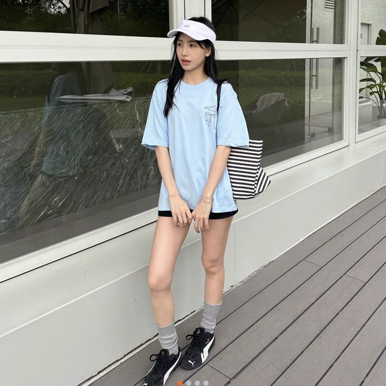 1655. BOWTIE BLUE TEE