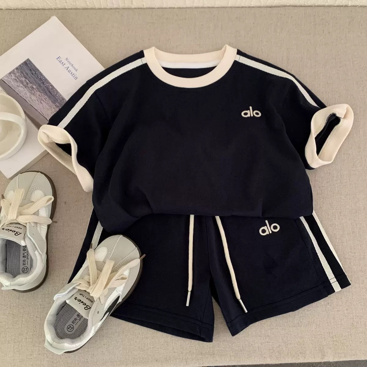 K152. KID BLACK SET