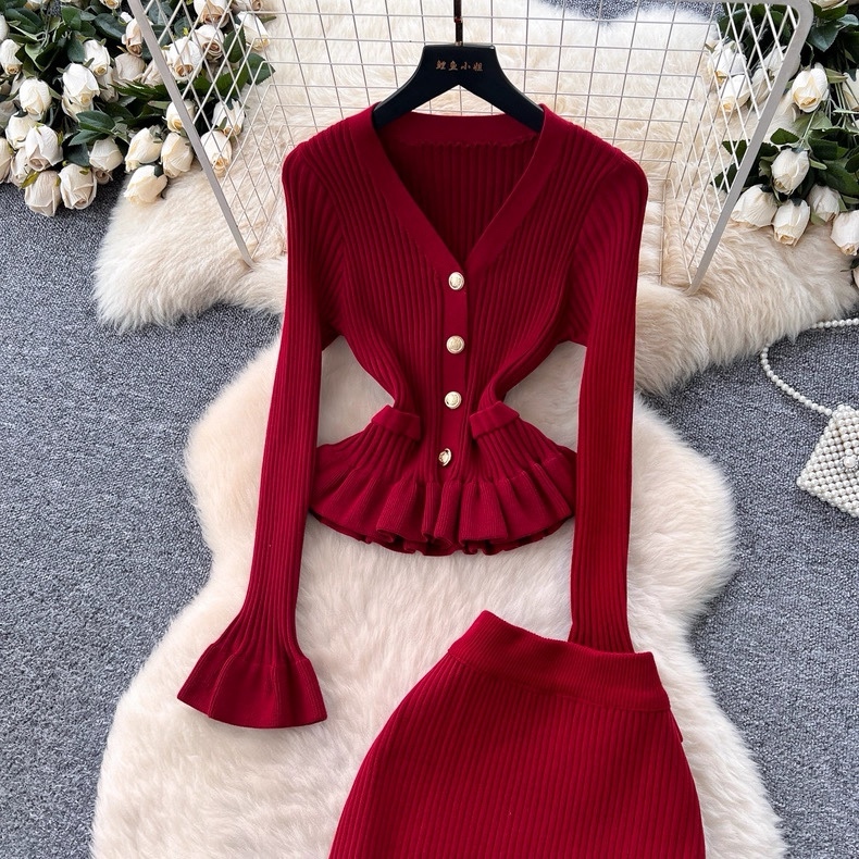 R51. RED LONG DRESS