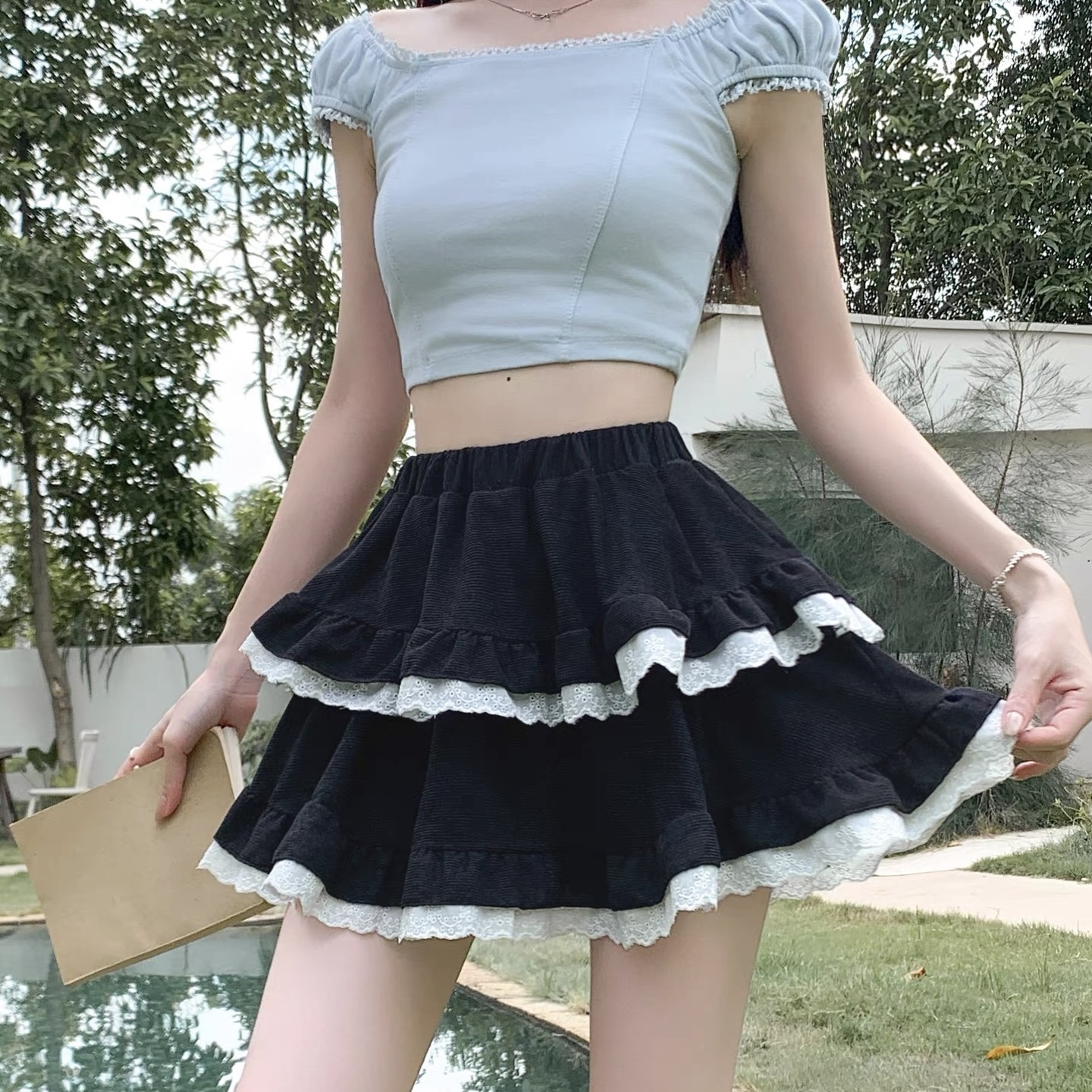 5429. BLACK BOTTOM