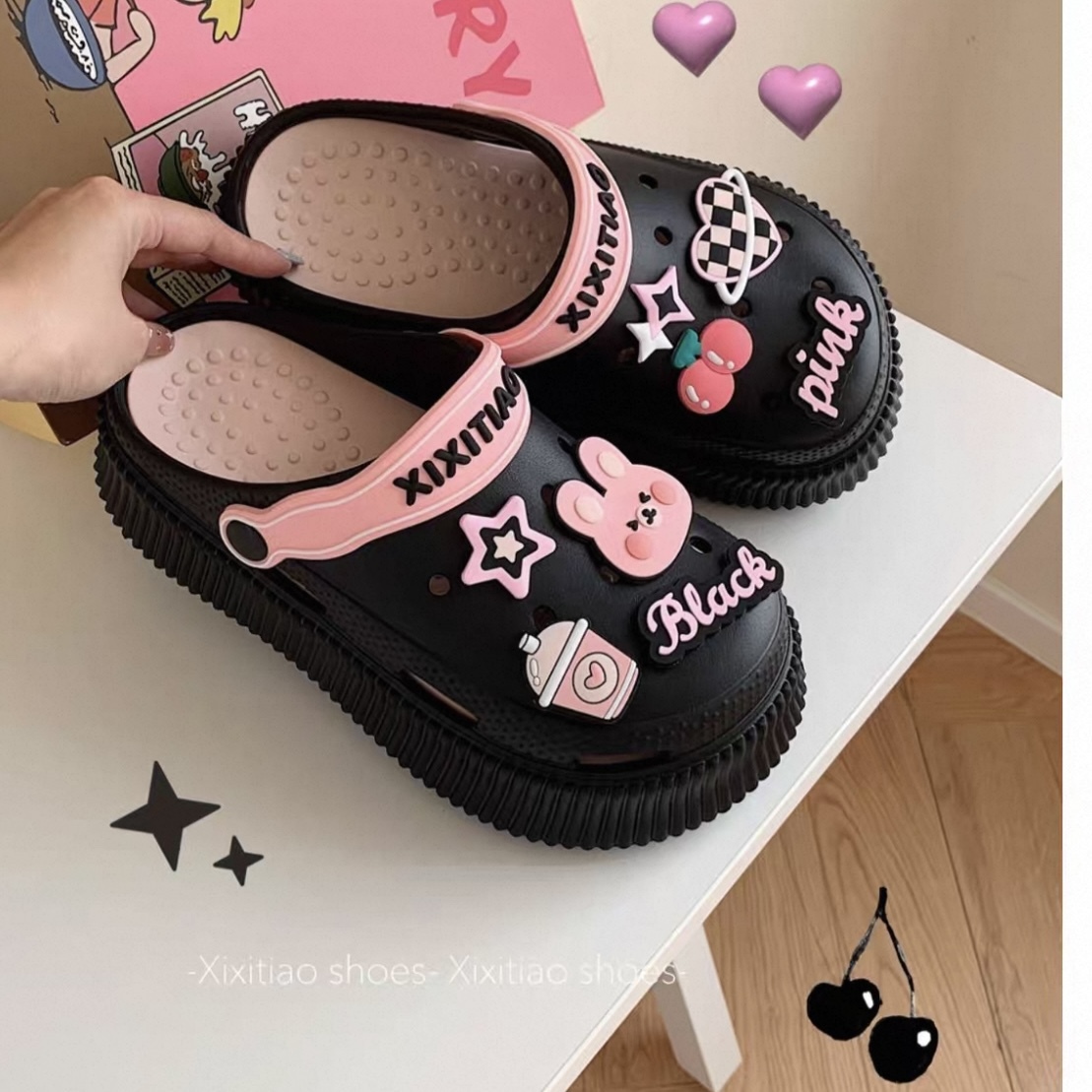A464. CROCS BEAR BLACK