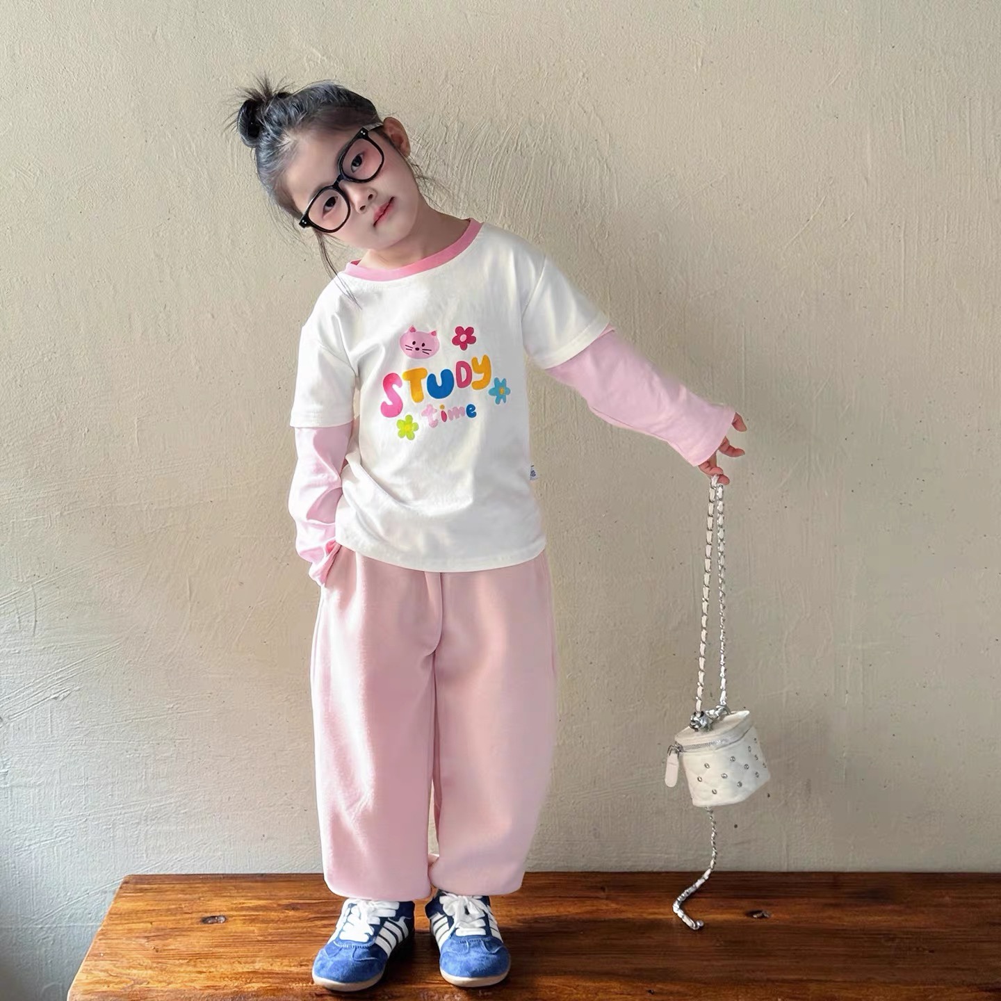 K375. KID GIRL WHITE TOP