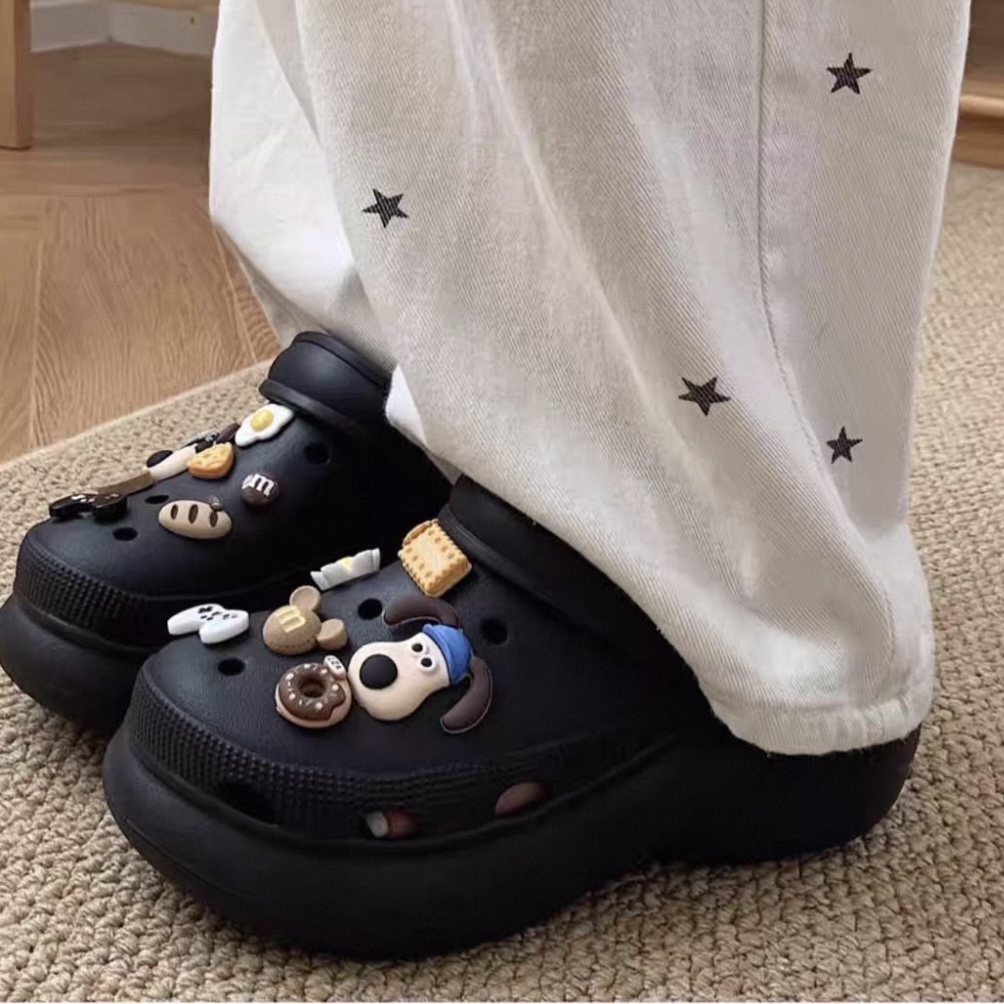 A455. CROCS PUPPY BLACK