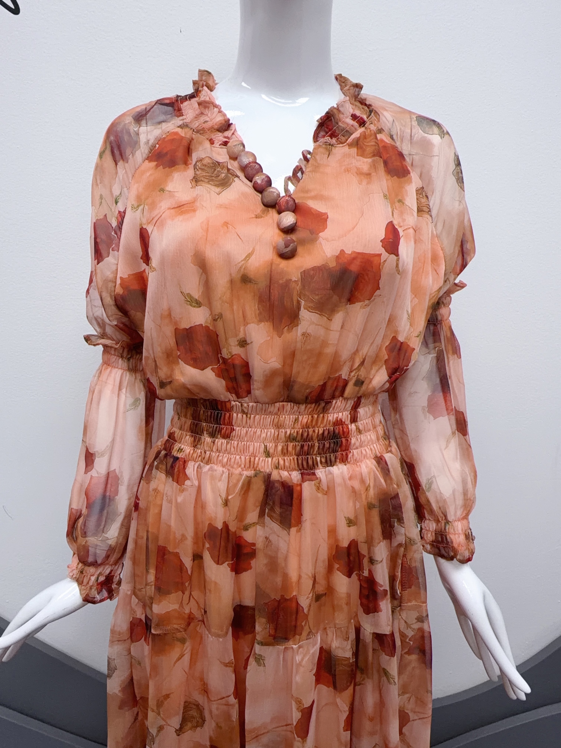 V321. HOA ORANGE DRESS