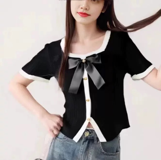 C936. MONGTOGHI TOP BLACK