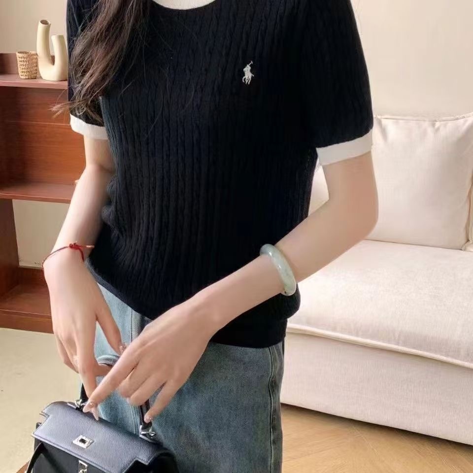 C1074. MONGTOGHI TOP BLACK