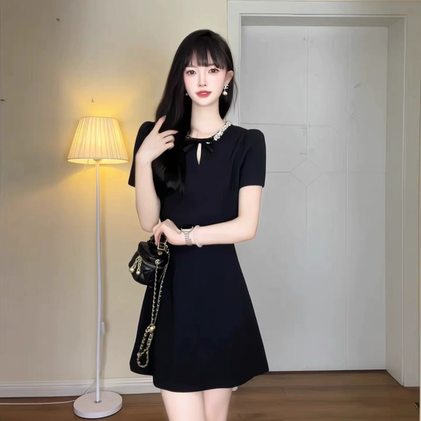 8223. DRESS EXCLUSIVE BLACK