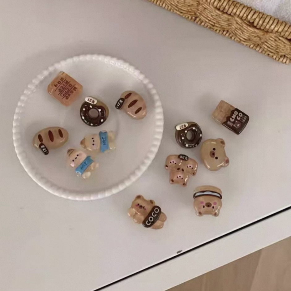 A461. CROCS BEAR HOT PINK