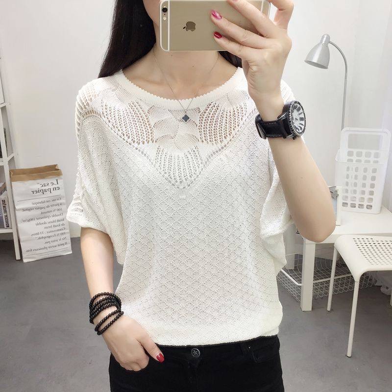 C772. WHITE SHORT SLEEVES TOP