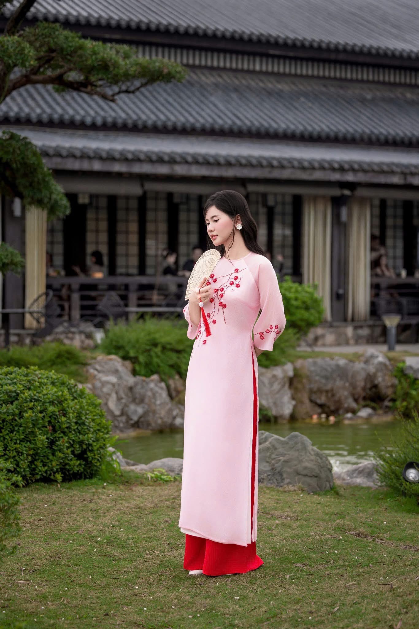 A374. AD HOA MAI HONG