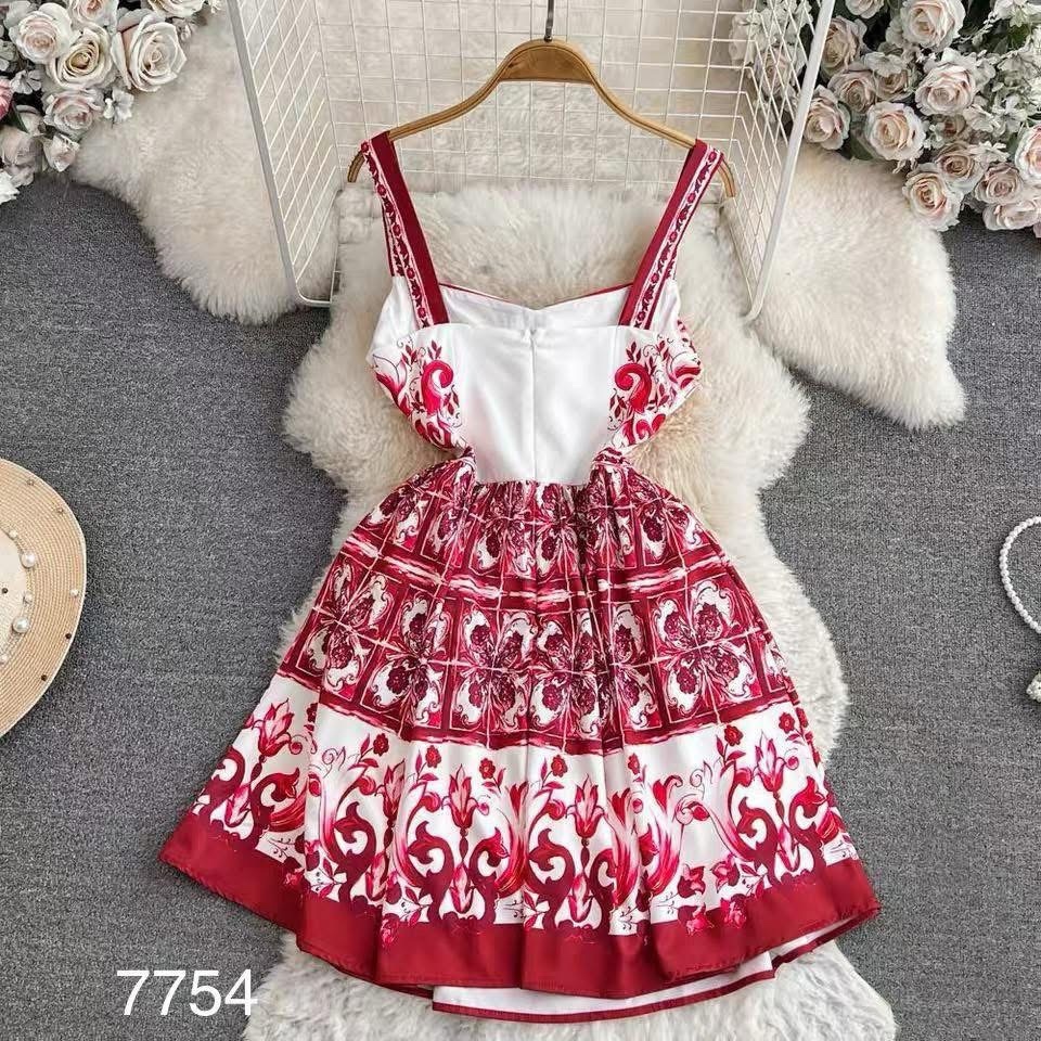 7754. RED DRESS (EXCLUSIVE)