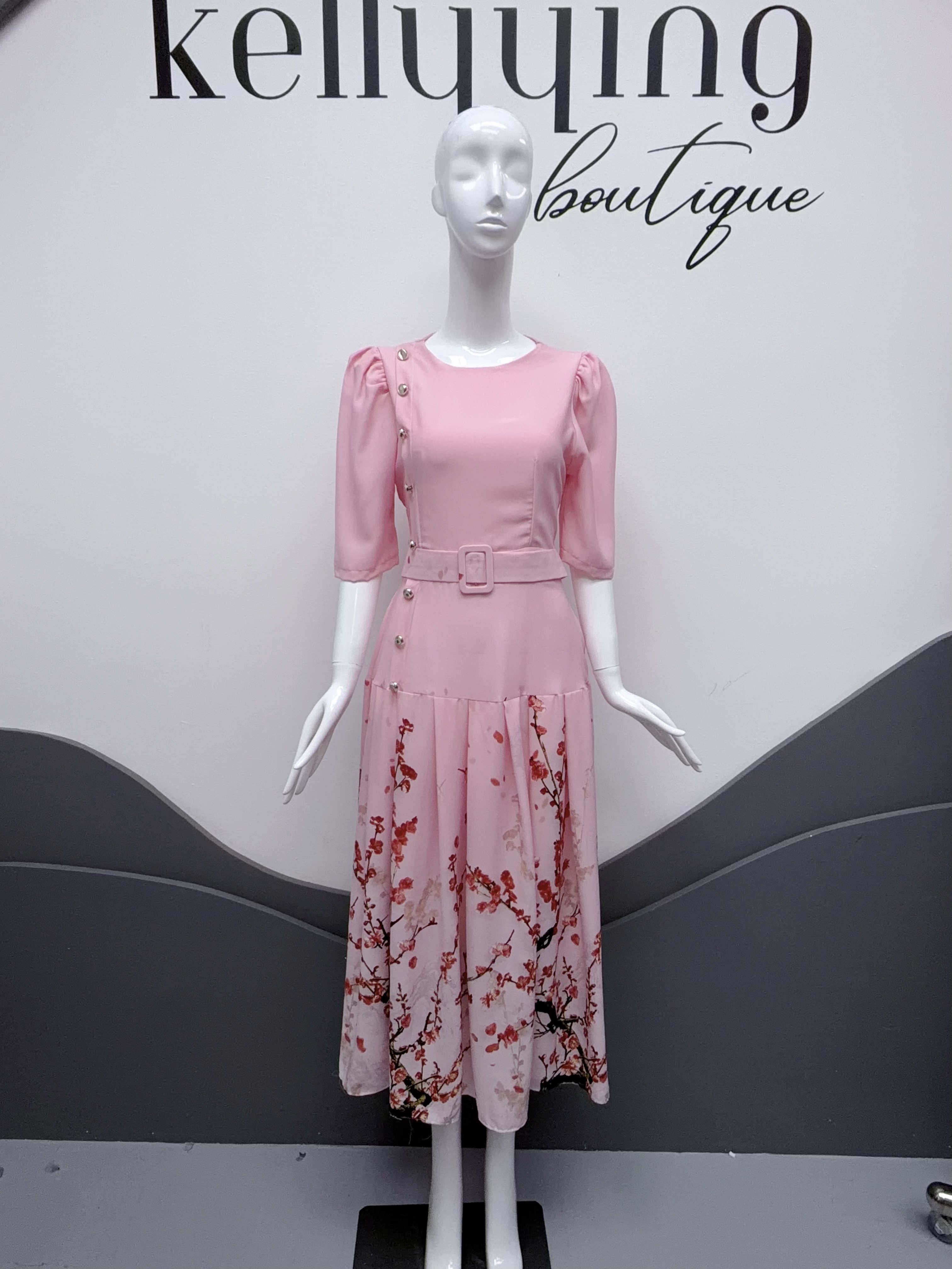 V318. HOA PINK DRESS