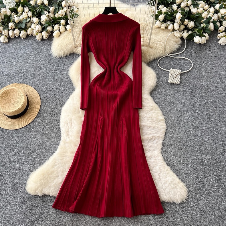 R50. RED LONG DRESS
