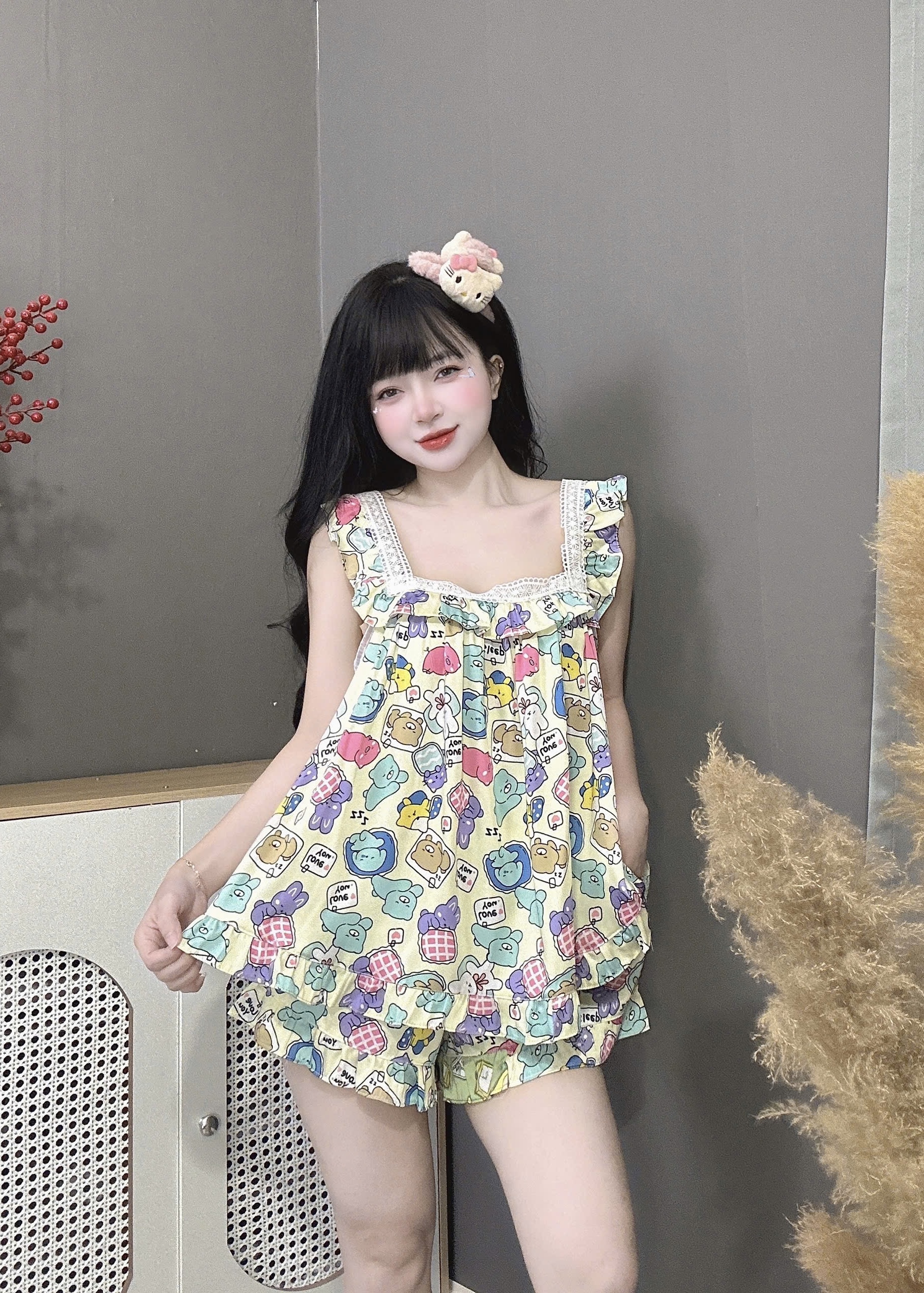 V1055. SLEEPWEAR BEAR YELLOW