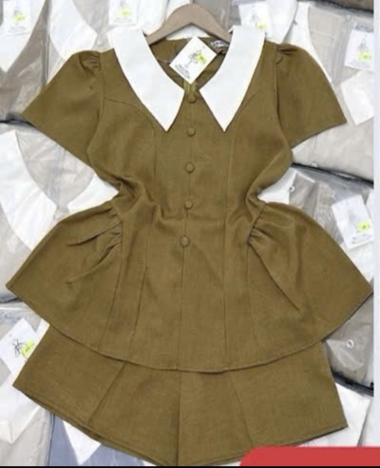 V1234. SET BROWN NGAN