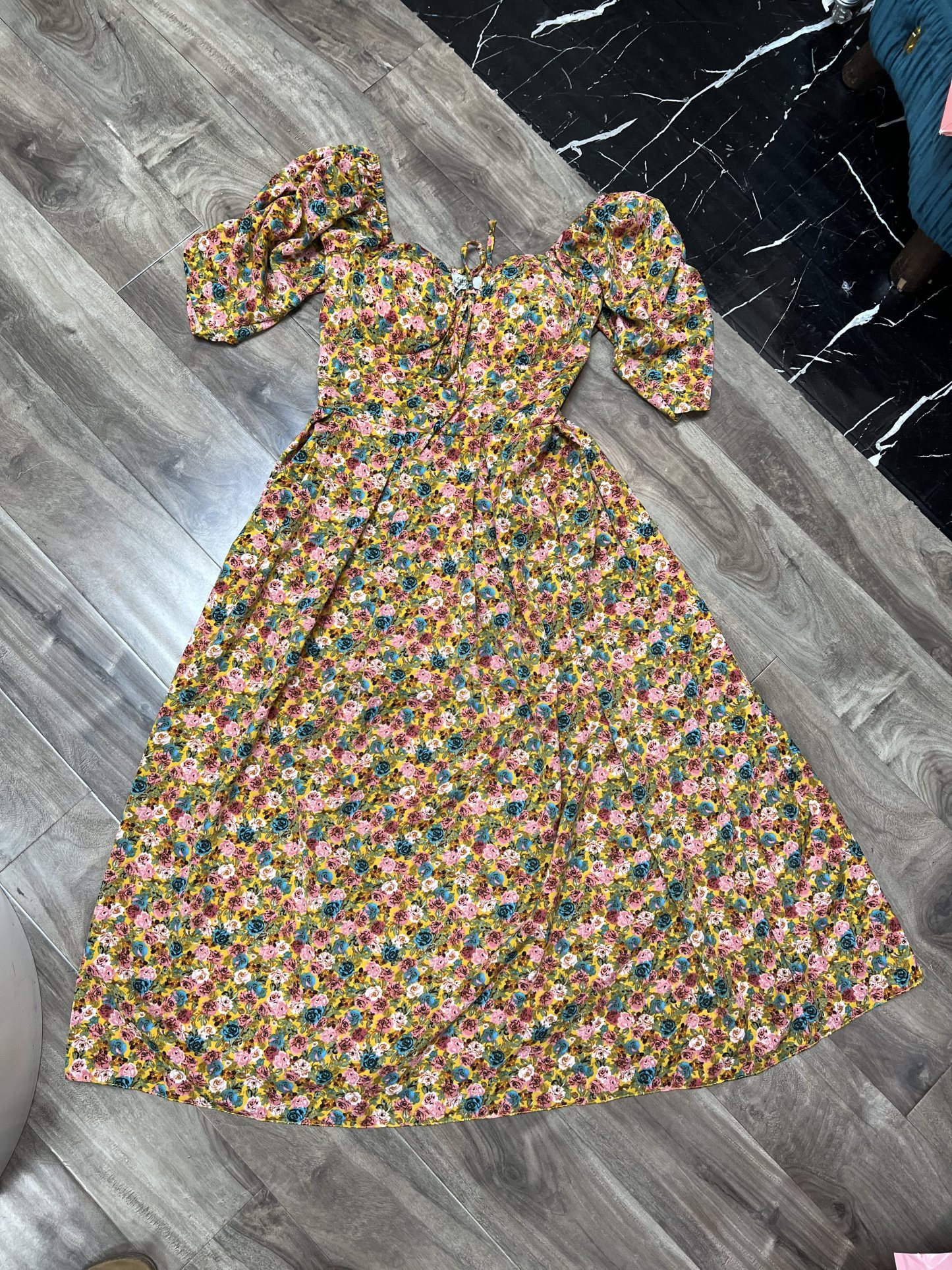 V633. MAXI DRESS