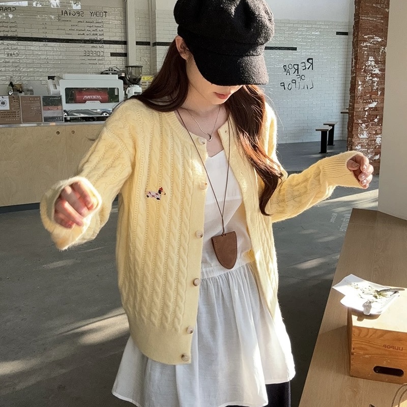 T274. SWEATER YELLOW DOG