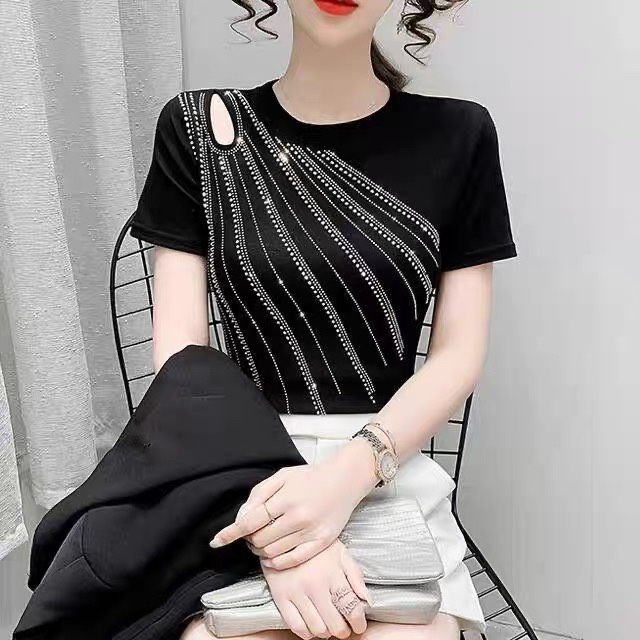 C886. MONGTOGHI TOP BLACK