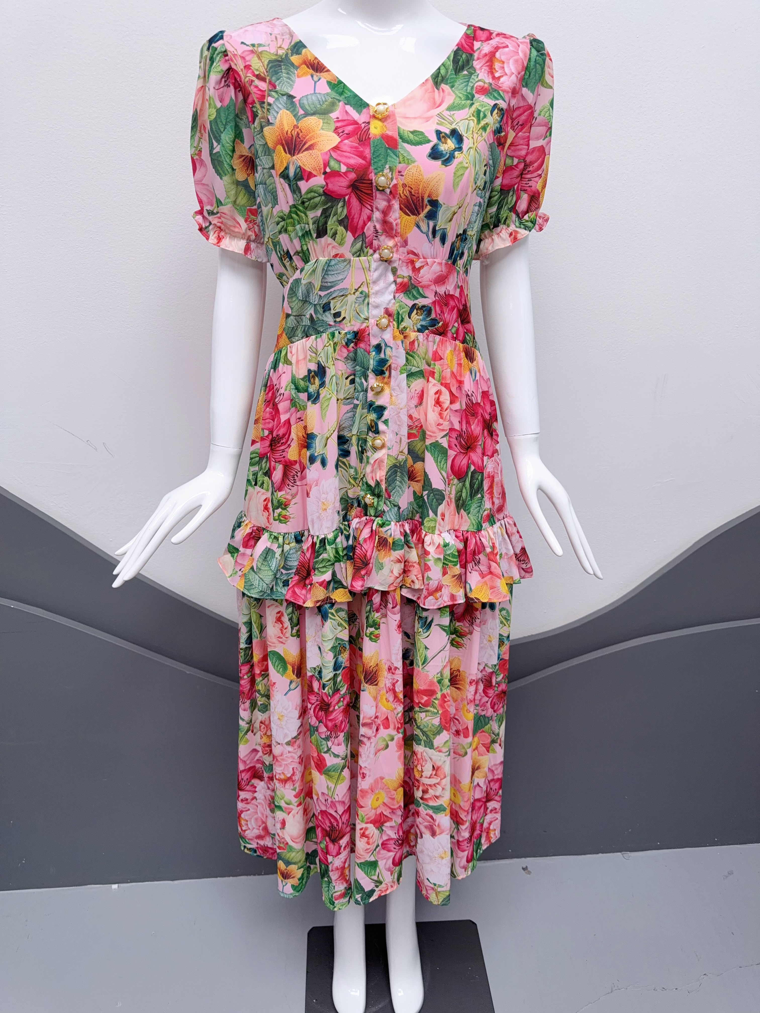 V276. HOA PINK DRESS