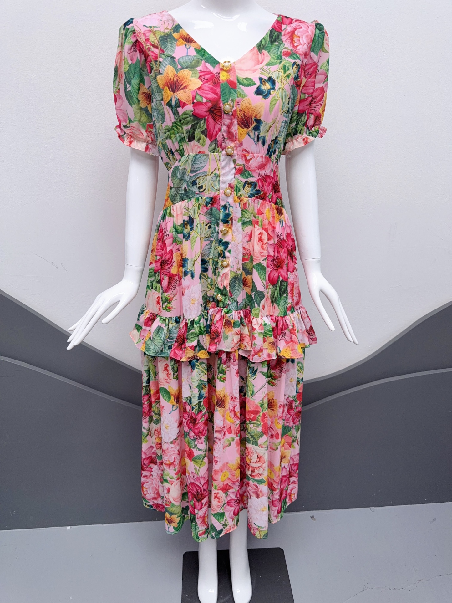 V276. HOA PINK DRESS