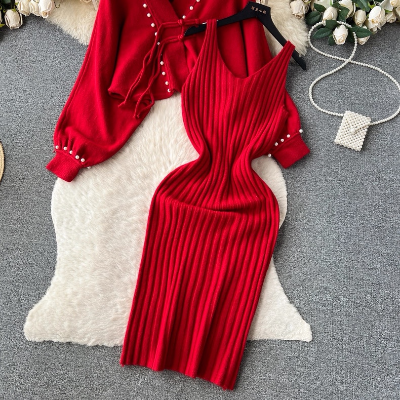R55. RED LONG DRESS