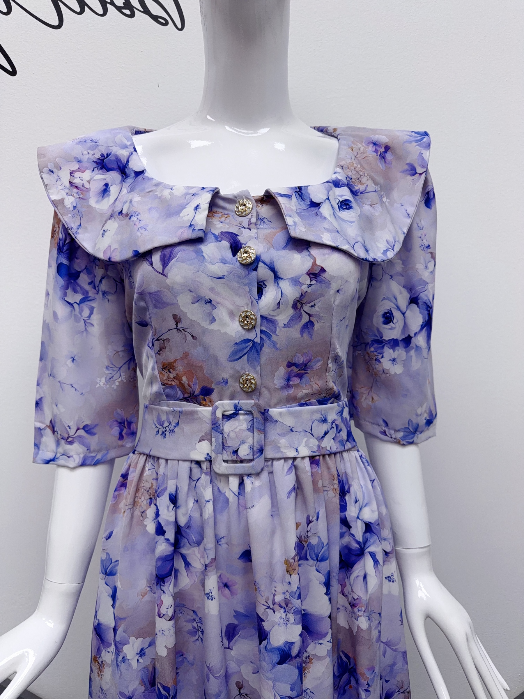 V311. HOA PURPLE DRESS