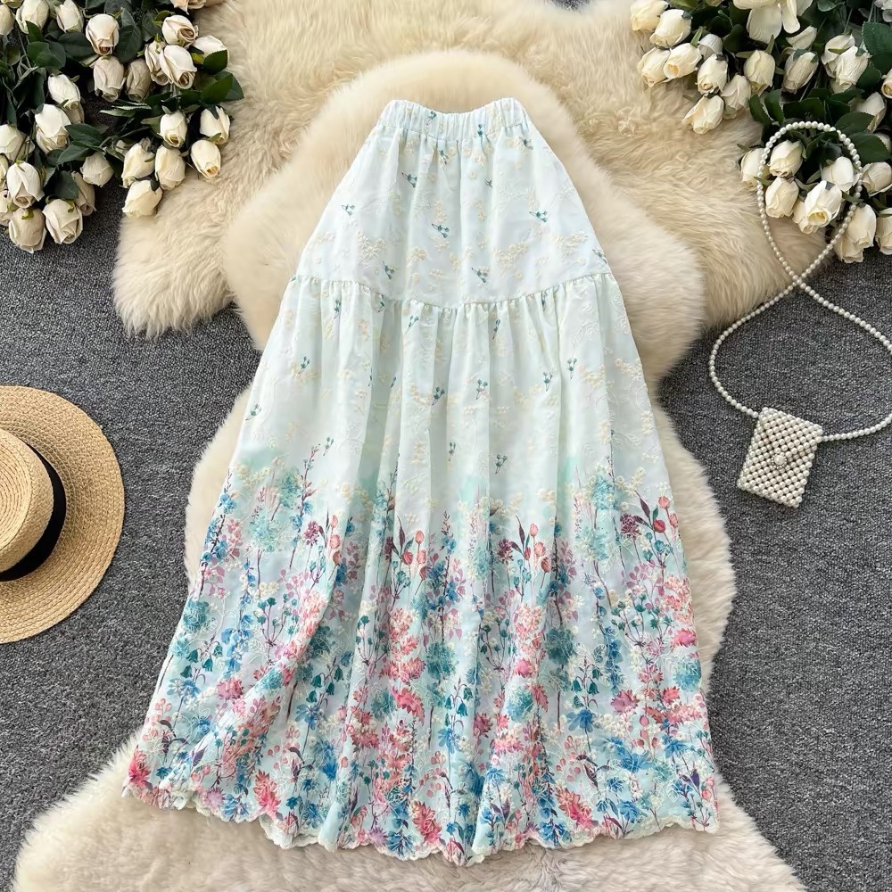 8243. BOTTOM EXCLUSIVE GREEN