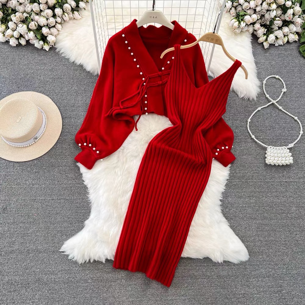 R55. RED LONG DRESS