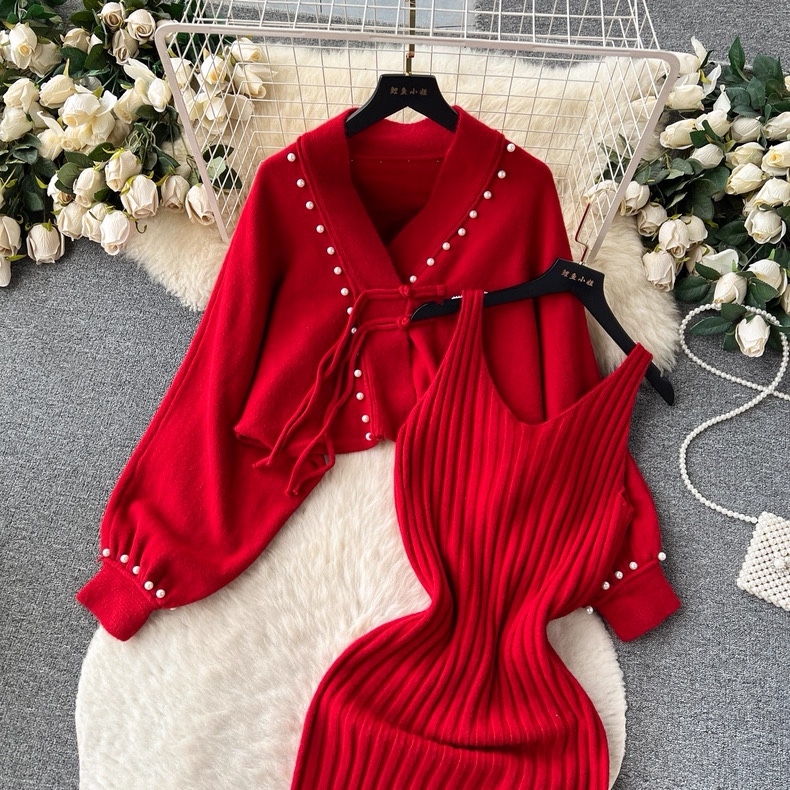 R55. RED LONG DRESS