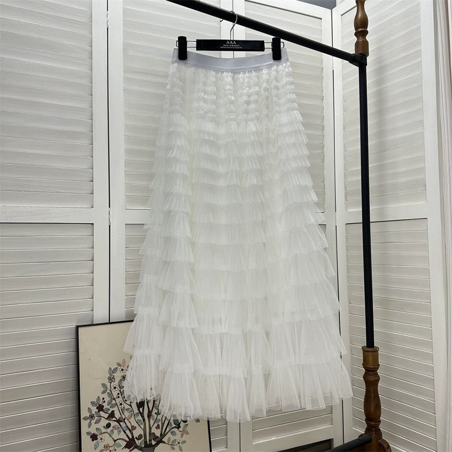 5396. WHITE LONG BOTTOM