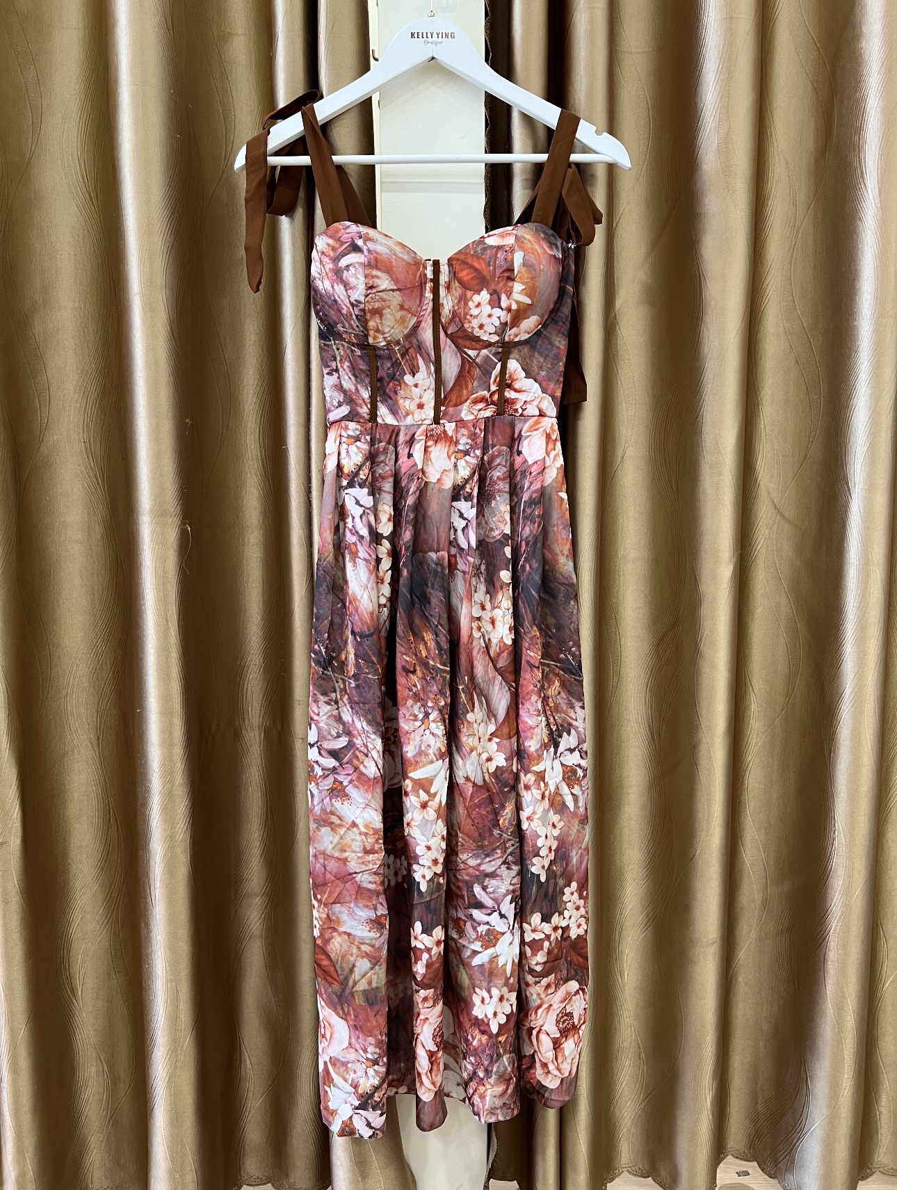 V911. MAXI DRESS DAY•