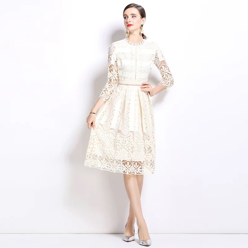 8301. LACE DRESS EXCLUSIVE WHITE
