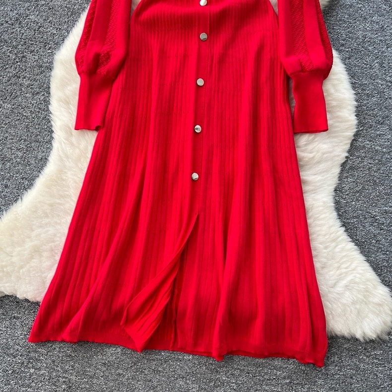 R53. RED LONG DRESS