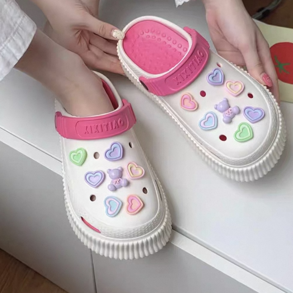 A468. CROCS BEAR HOT PINK