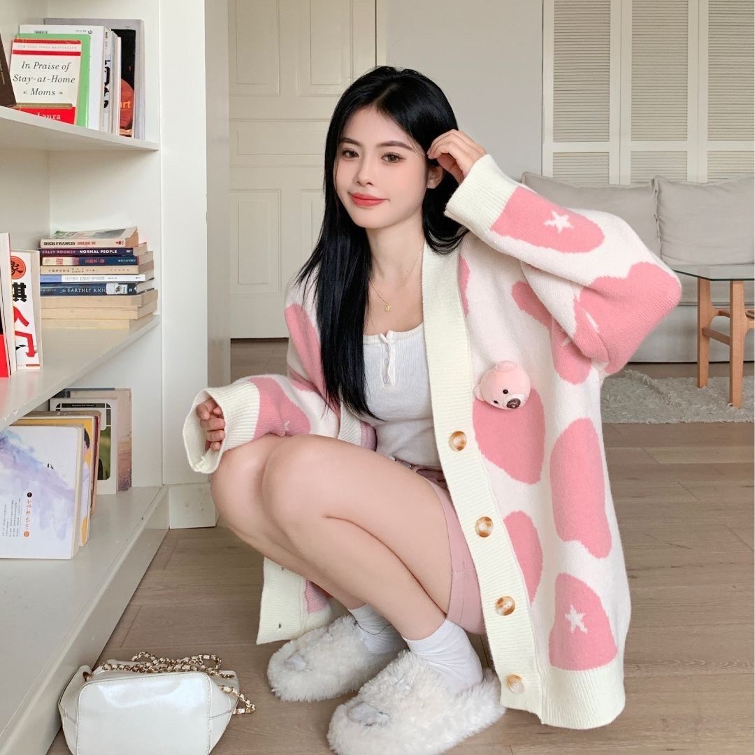 9221. CARDIGAN BEAR WHITE