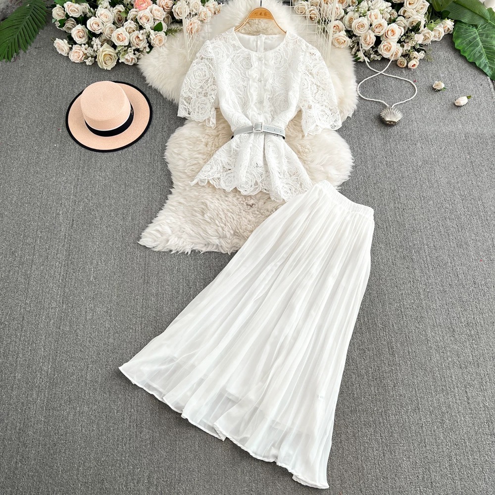 6740. WHITE LONG SET