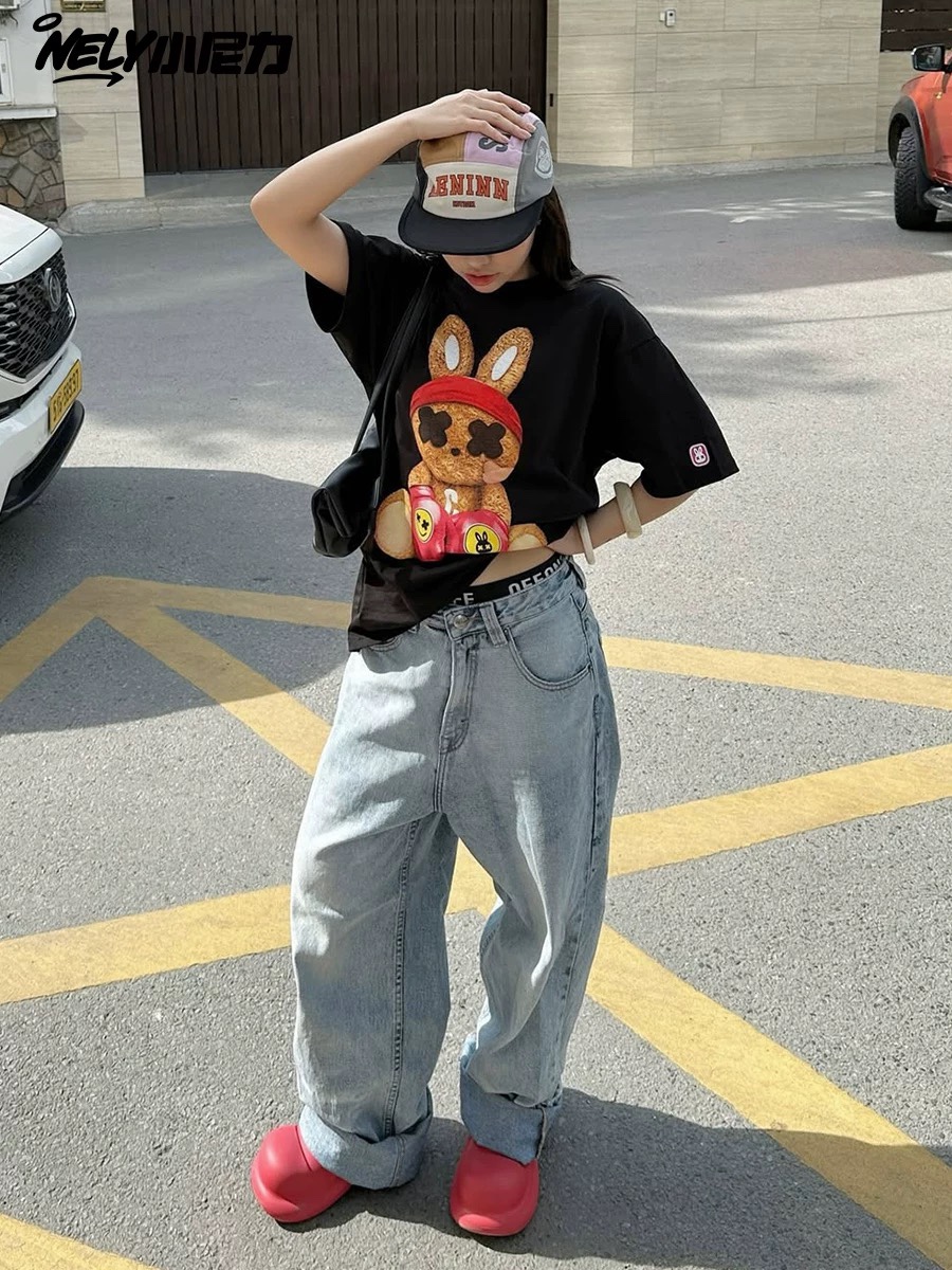 1609. RABBIT BLACK TEE