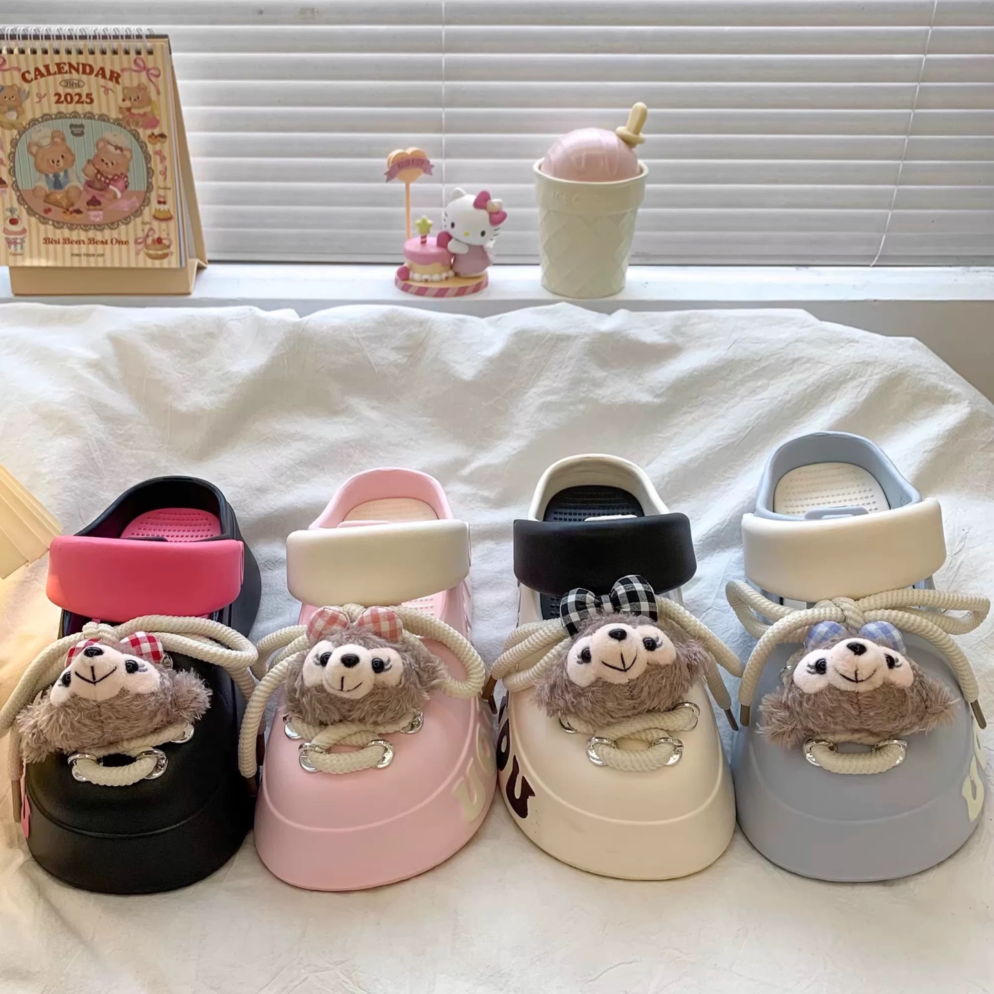 A467. CROCS WISH YOU BLACK