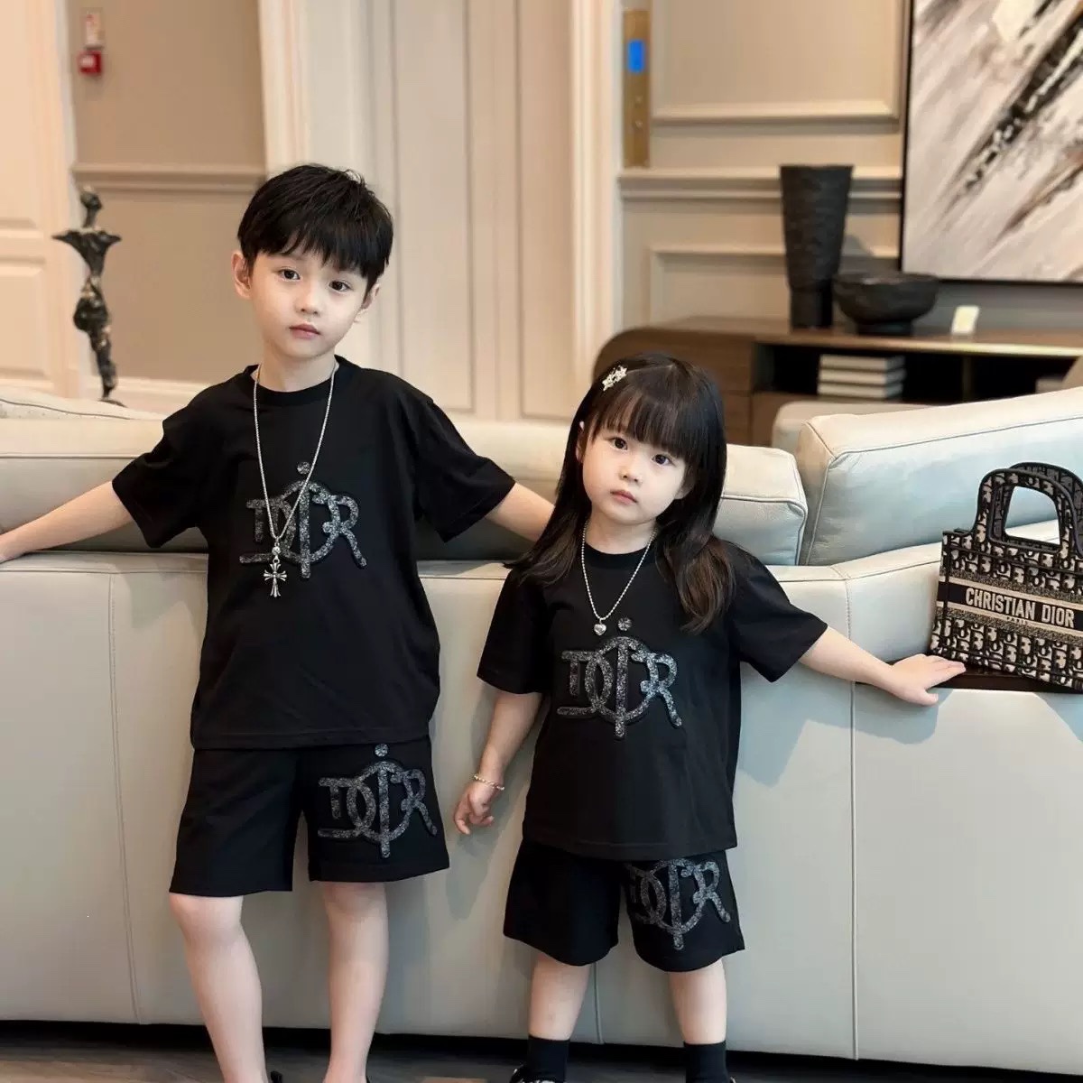 K128. KID BLACK SET