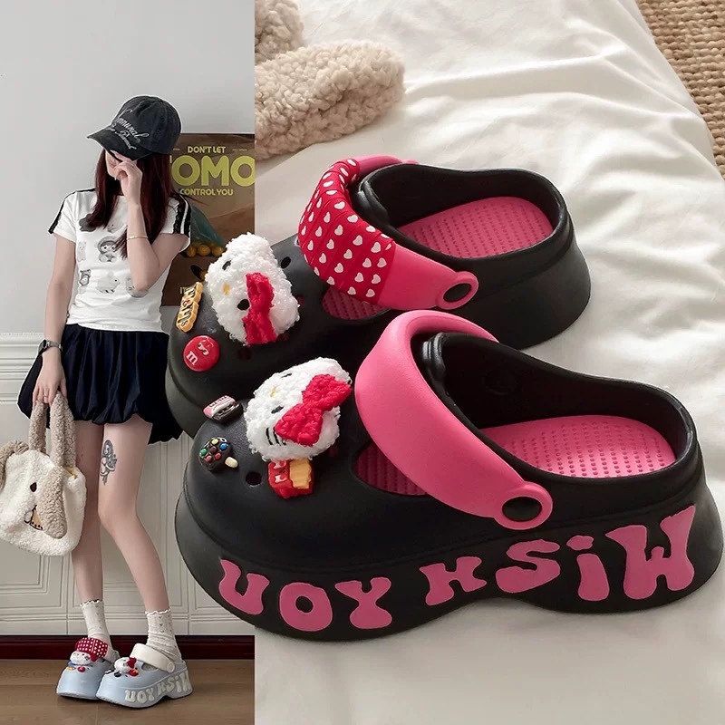 A485. CROCS HELLO KITTY BLACK